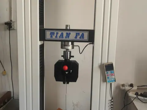 Galvanized wire tensile strength testing machine