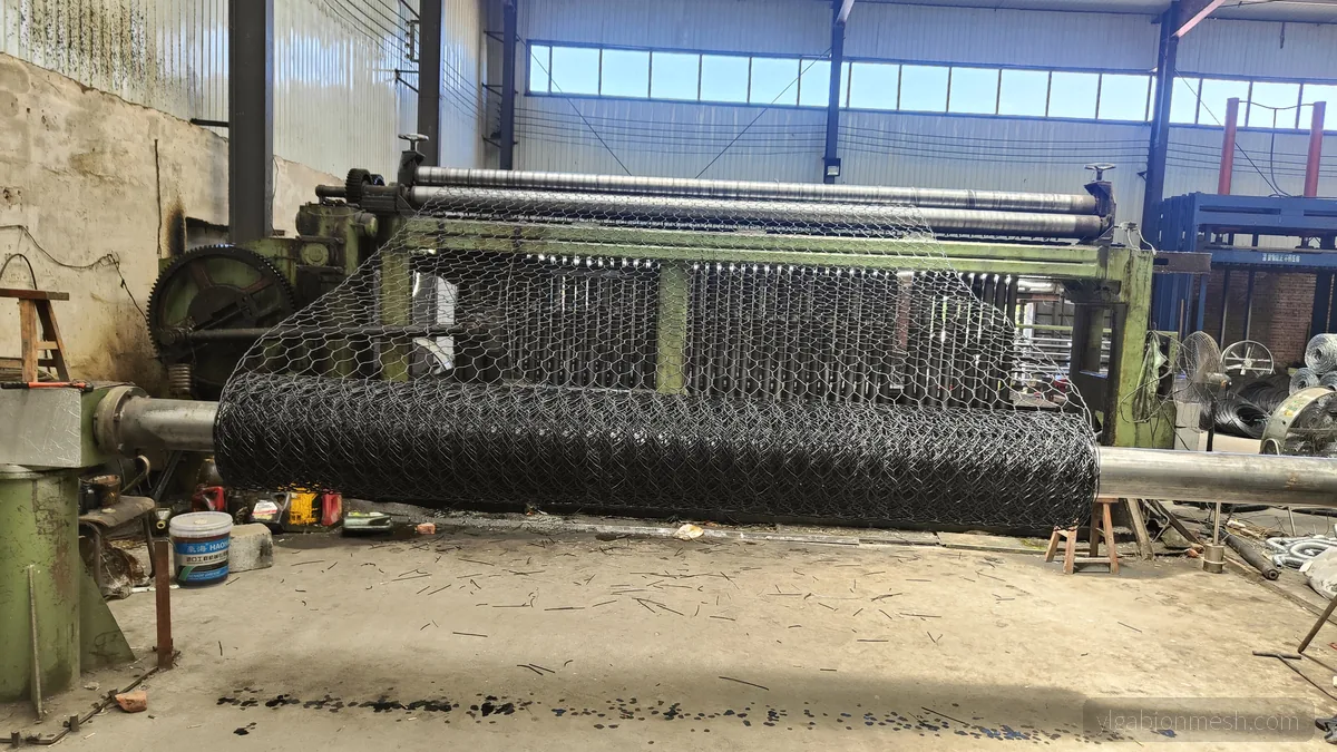 Black Galfan PVC coated rockfall netting production scene