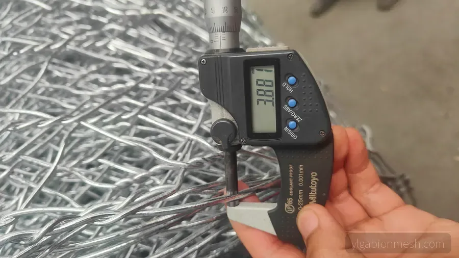 3.9mm selvedge wire measurement for hot dipped galvanized rockfall netting